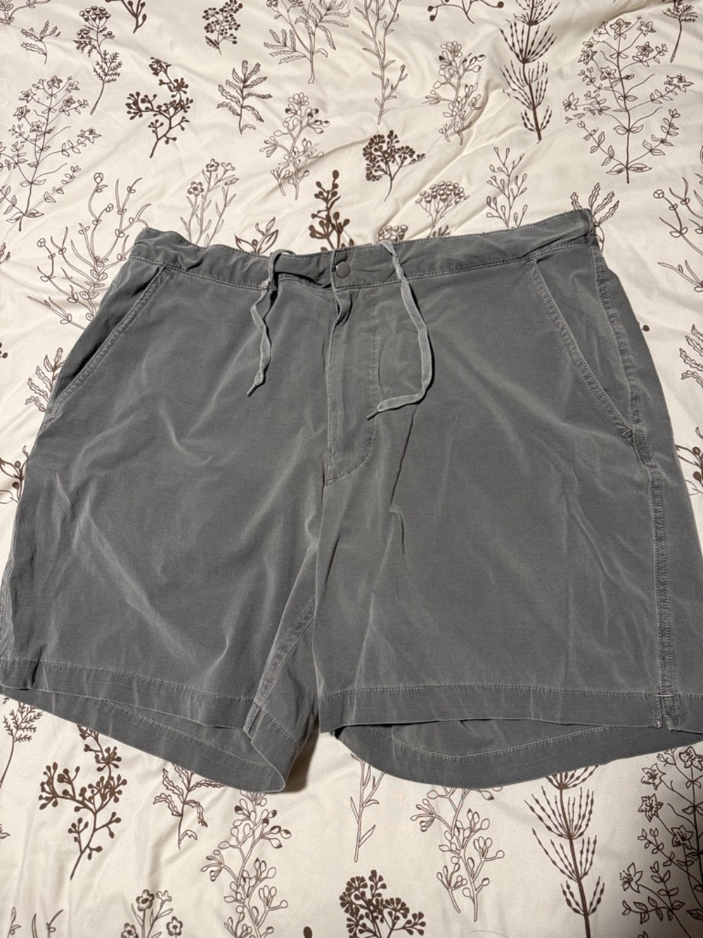 Buck Mason Men's Gray/Green Deck Shorts in 38